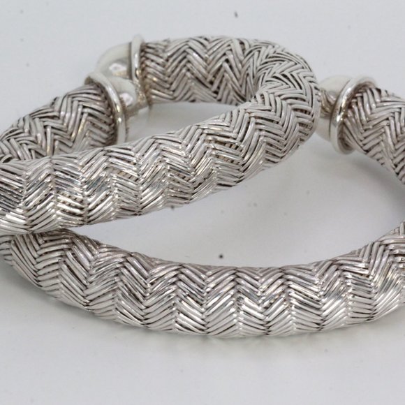 ANGELA CUMMINGS STERLING SILVER WEAVE TEXTURED HEAVY 79g CUFF PAIR BRACELET - Picture 3 of 12